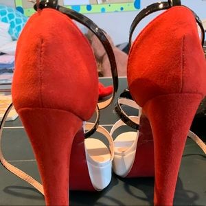 Strappy Pumps Christian Louboutins